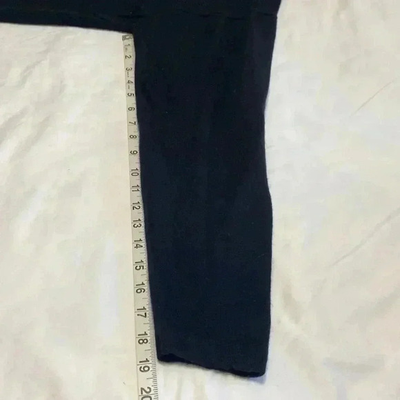 Banana Republic Mens Black XXL Extra Fine Italian Merino Wool 3 Button Sweater. - Picture 9 of 9